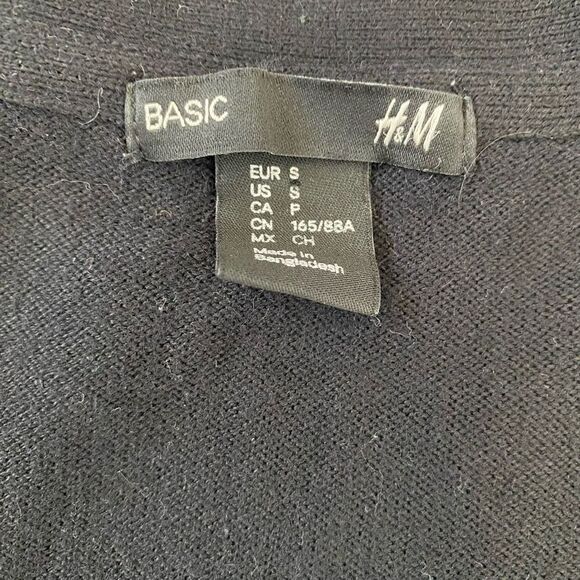 H&M women S classic vneck longsleeve black sweater - Picture 6 of 9